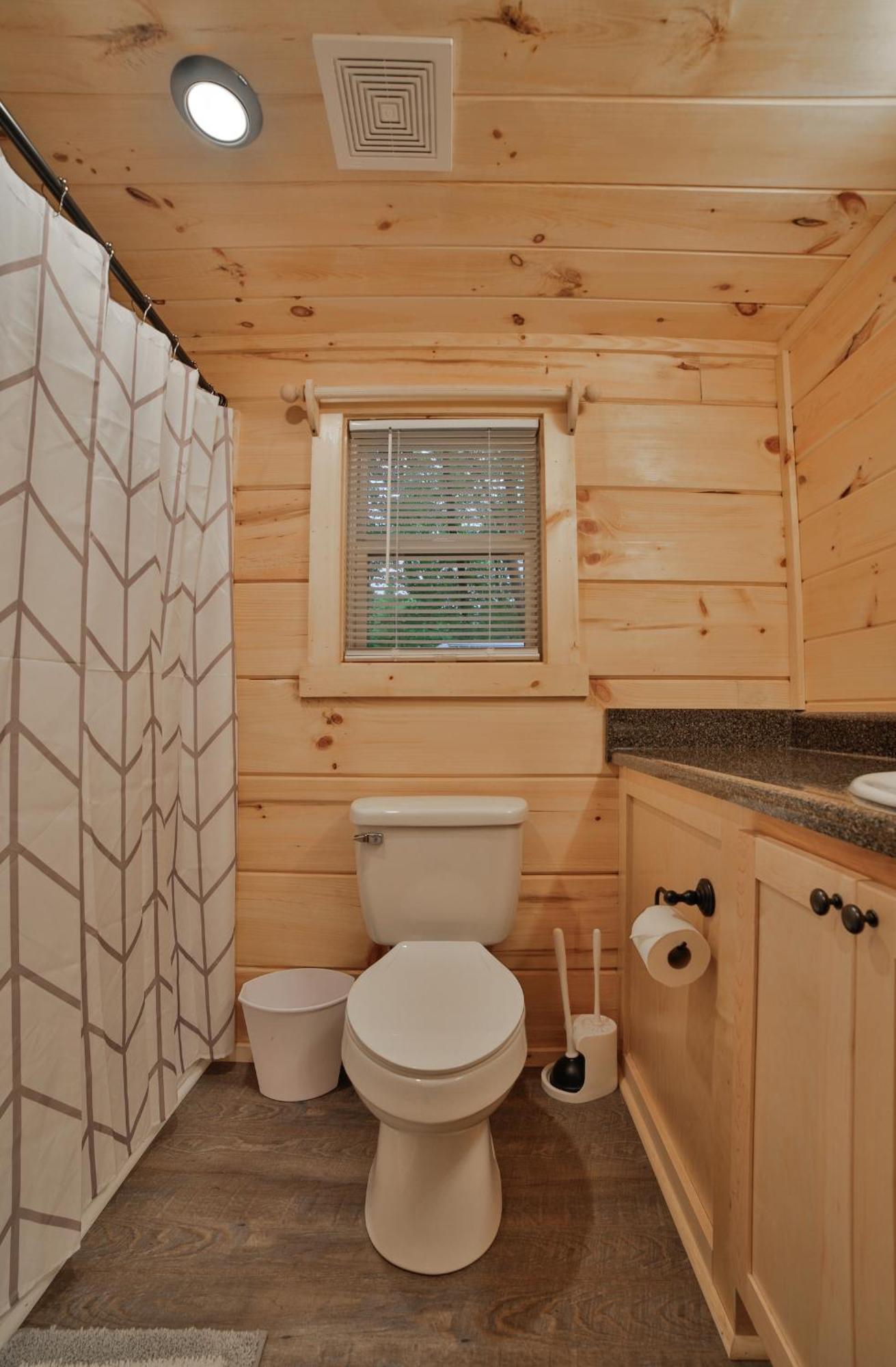 Nana Cabin Tiny Log Home Comfort In Rustic Bliss Chattanooga Exterior photo